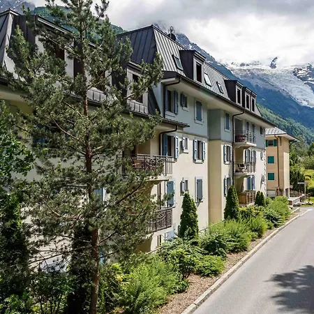 Le Paradis 15 - Year Chamonix